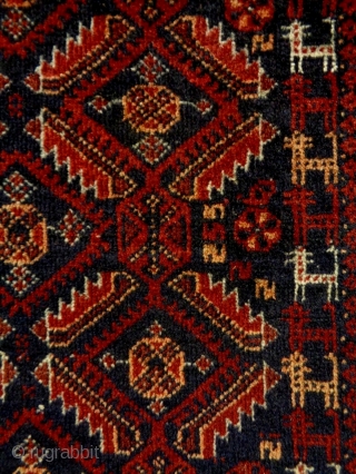 Salar Kahni Baluch
Size: 85x90cm
circa 80 years old                          