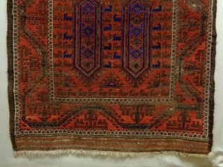 1880 Timuri Baluch
Size: 100x190cm
Natural colors, there are glue at the back side of the edges and the headends.               