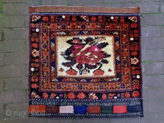 Afshar Bagface
Size: 61x61cm (2.0x2.0ft)
Natural colors (one color is faded), made in circa 1910/20                    