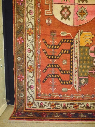 Kotan
Size: 157x291cm (5.2x9.7ft)
made in circa 1910/20, there are old repairs at the top headend and left bottom corner               
