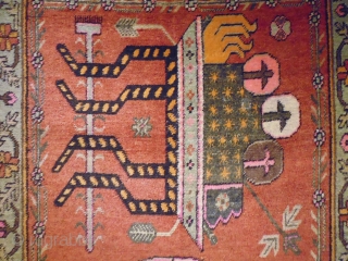 Kotan
Size: 157x291cm (5.2x9.7ft)
made in circa 1910/20, there are old repairs at the top headend and left bottom corner               
