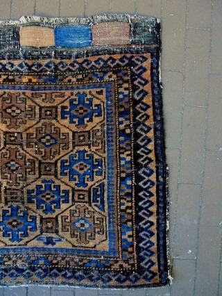 Baluch Bagface 
Size: 72x72cm 
Natural colors (the main color is faded), made in circa 1910/20                  