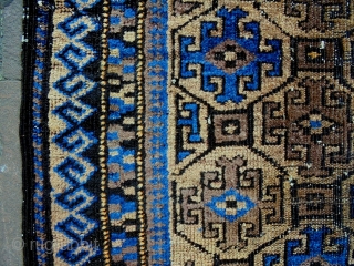 Baluch Bagface 
Size: 72x72cm 
Natural colors (the main color is faded), made in circa 1910/20                  