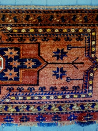 Turkmen Penjerelik
Size: 181x53cm
Natural colors, made in period 1910                         