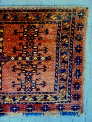Turkmen Penjerelik
Size: 181x53cm
Natural colors, made in period 1910                         