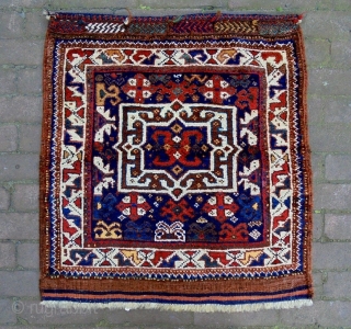 Kamseh/Qasqhay Bagface 
Size: 63x67cm 
Natural colors, made in circa 1910/20                       