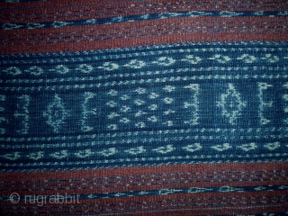 Indonesian Ikat
Size: 92x206cm (3.1x6.9ft)
Natural colors, made in circa 1910                        