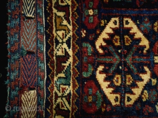 Kamseh Bagface
Size: 83x72cm (2.8x2.4ft)
Natural colors, made in circa 1910, there is one old repair (see pic. 7)                