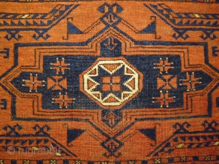 19th Century Turkoman Penjerelik
Size: 148x52cm (4.9x1.7ft)
Naturalcolors                           