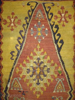 Anatolian Yahyali Kelim. Some synthetic dyes
Size: 108x162cm (3.6x5.4ft)
made in circa 1910/20                      