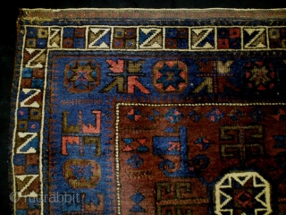 Baluch Bagface
Size: 87x75cm (2.9x2.5ft)
Natural colors, circa 80 years old                        