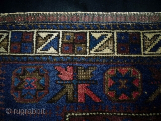 Baluch Bagface
Size: 87x75cm (2.9x2.5ft)
Natural colors, circa 80 years old                        