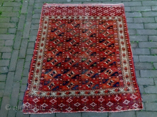 1880 Tekke Rug
Size: 90x108cm (3.0x3.6ft)
Natural colors                           