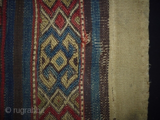 19th Anatolian Soumakh
Size: 75x116cm (2.5x3.9ft)
Natural colors                           