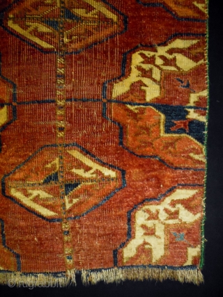 18th Century Super Tekke Fragment
Size: 36x58cm (1.2x1.9ft)
Natural colors                         