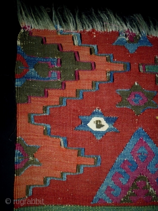 1870/80 Anatolian Kelim Fragment
Size: 76x83cm (2.5x2.8ft)
Natural colors                          