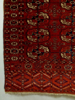 1870/80 Very Fine Tekke
Size: 108x140cm
Natural colors, top quality                         