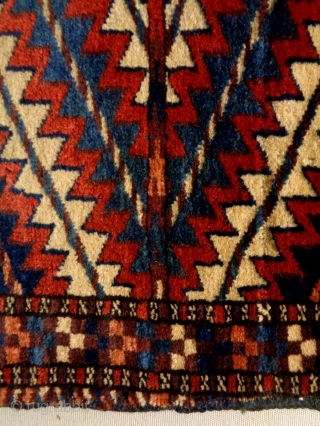 19th Century Turkmen Okpas Fragment
Size: 65x61cm
Natural colors                          