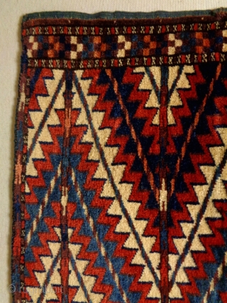 19th Century Turkmen Okpas Fragment
Size: 65x61cm
Natural colors                          