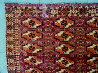 Tekke Cuval
Size: 107x63cm
Natural colors (except the orange color), made in period 1910                     