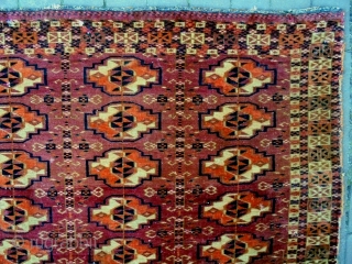 Tekke Cuval
Size: 107x63cm
Natural colors (except the orange color), made in period 1910                     