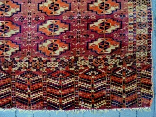 Tekke Cuval
Size: 107x63cm
Natural colors (except the orange color), made in period 1910                     