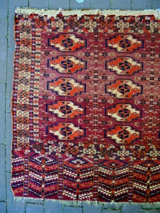 Tekke Cuval
Size: 107x63cm
Natural colors (except the orange color), made in period 1910                     