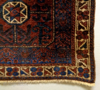 Baluch Bagface
size: 77x68cm
Natural colors, made in period 1910                         