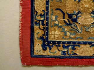 Early 19th Century Chinese Ningxia 
Size: 68x65cm
Natural colors                         