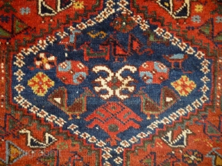 Qasqhay /Kashkuli
Size: 115x150cm (3.8x5.0ft)
Natural colors, circa 90 years old                        