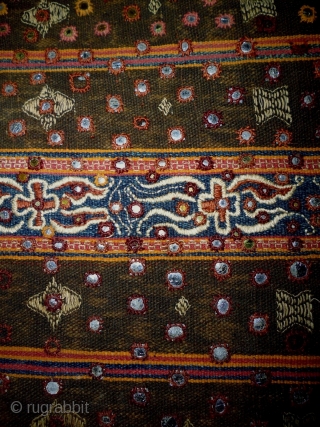 19th Indonesian Textile
Size: 55x107cm (1.8x3.6ft)
Natural colors, it is used to be hanged up                    