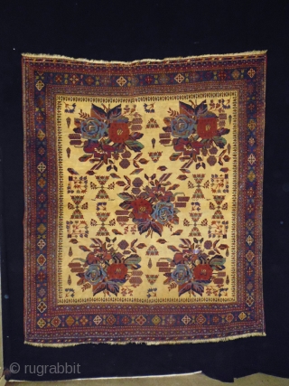Very fine Afshar
Size: 129x173cm(4.3x5.8ft)
Natural colors, supple                           