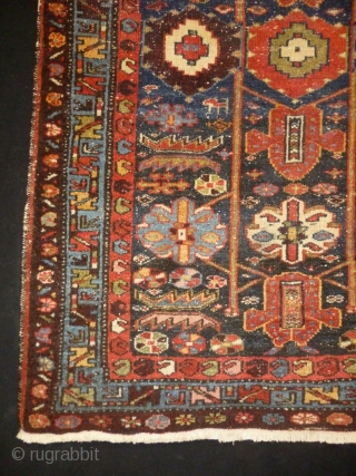 Interesting Mazlagan
Size: 99x152cm (3.3x5.1ft)
Natural colors, circa 90-100 years old                        