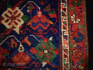 Early Fine Afshar
Size: 80x120cm (2.7x4.0ft)
Natural colors
                           