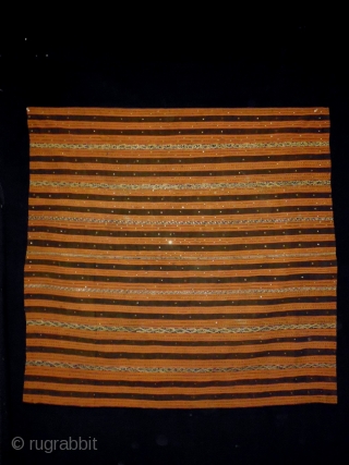 19th Indonesian Textile
Size: 118x116cm (3.9x3.9ft)
Natural colors                           