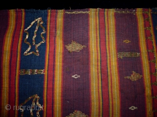 19th Century Indonesian Textile
Size: 52x120cm (1.7x4.0ft)
Natural colors                          