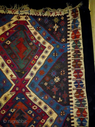 Malatya Kelim
Size: 182x330cm (6.1x11.0ft)
Natural colors, circa 100 years old                        