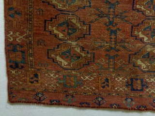 1850 Turkmen Cuval Fragment
Size: 104x75cm (3.5x2.5ft)
Natural colors                          