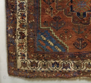 Shiraz
Size: 136x122cm (4.5x4.1ft)
Natural colors, made in circa 1910                         