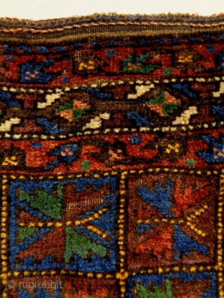 Baluch Bagface
Size: 66x56cm (2.2x1.9ft)
Natural colors, made in circa 1910/20                        