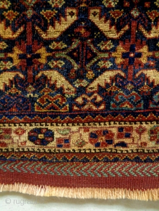 19th Century Fine Kamseh Bagface
Size: 71x78cm
Natural colors                          