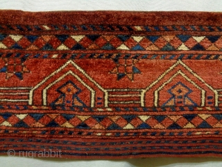 Turkmen Tufeklik
Size: 167x32cm (5.6x1.1ft)
Natural colors, made in circa 1910                        