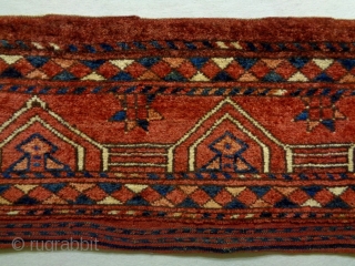 Turkmen Tufeklik
Size: 167x32cm (5.6x1.1ft)
Natural colors, made in circa 1910                        