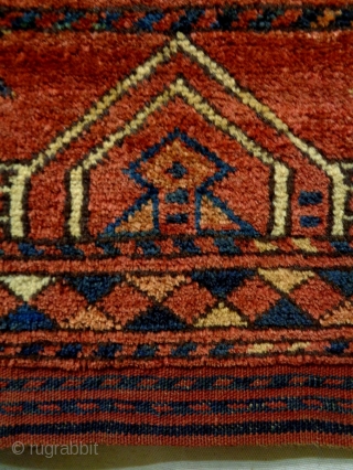 Turkmen Tufeklik
Size: 167x32cm (5.6x1.1ft)
Natural colors, made in circa 1910                        