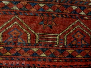 Turkmen Tufeklik
Size: 167x32cm (5.6x1.1ft)
Natural colors, made in circa 1910                        