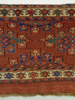 1850/70 Turkmen Torba
Size: 72x36cm (2.4x1.2ft)
Natural colors                           
