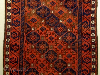 Baluch
Size: 103x178cm
Natural colors, it is used to be hung up, made in period 1910                   