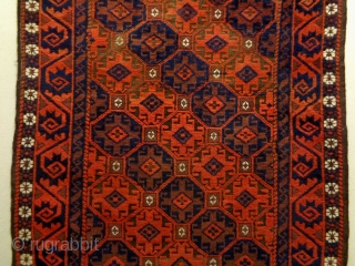 Baluch
Size: 103x178cm
Natural colors, it is used to be hung up, made in period 1910                   