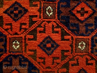 Baluch
Size: 103x178cm
Natural colors, it is used to be hung up, made in period 1910                   