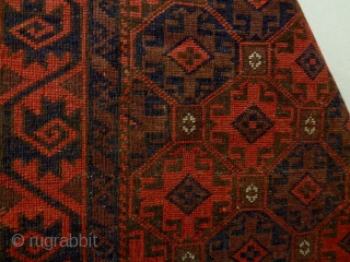 Baluch
Size: 103x178cm
Natural colors, it is used to be hung up, made in period 1910                   